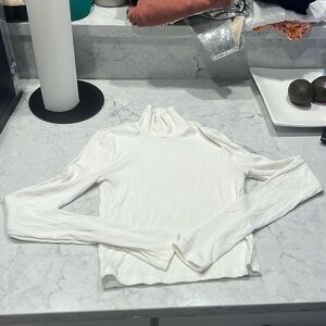 Aritzia turtleneck